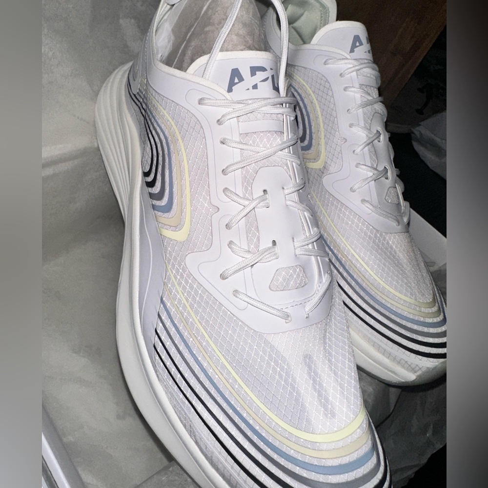 NWT APL Men’s Streamline White/Frozen Gray/Parchment Athletic Sneakers - NIB- 12